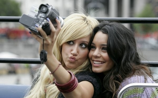 подарки 8 марта